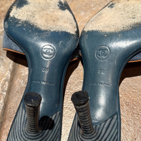 CHANEL Women's Denim and Brown Sandals - Picture 4 of 4